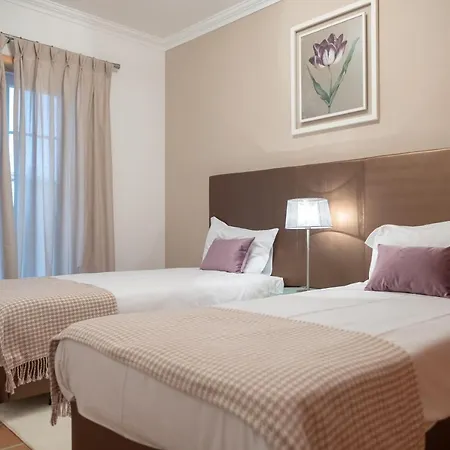 Stunning Caravelas *